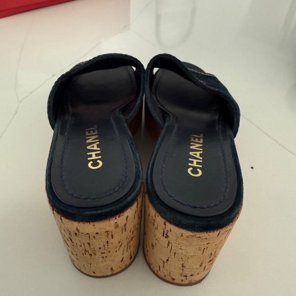 Chanel Blue Suede Mules Clogs Cork Platform Wedge Heel 40 - Picture 5 of 10